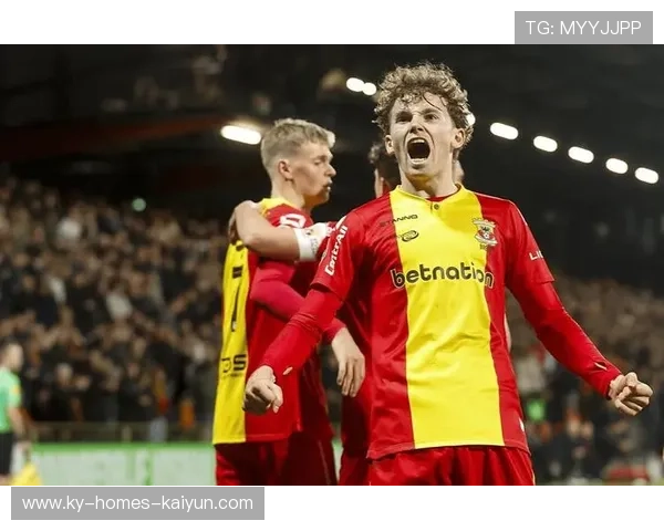 阿贾克斯前场轮换更灵活