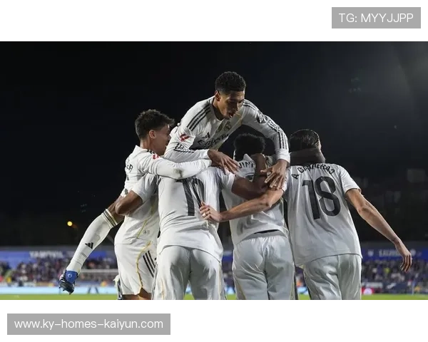 西甲皇马连续长传反击，客场带走关键三分