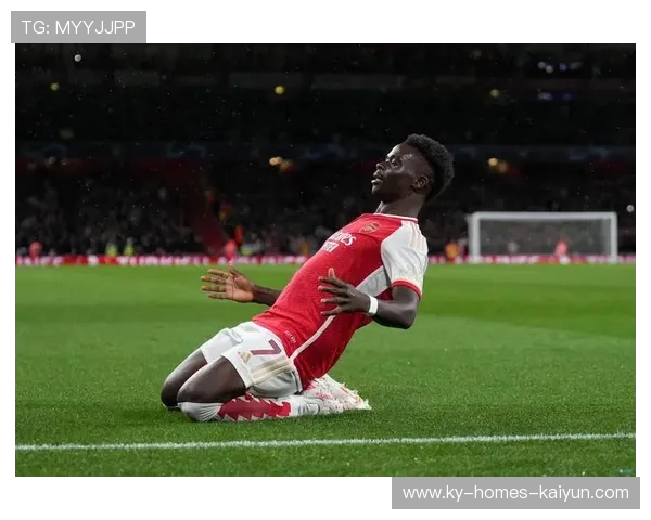 阿森纳左翼配合流畅，马丁内利顺势推射命中